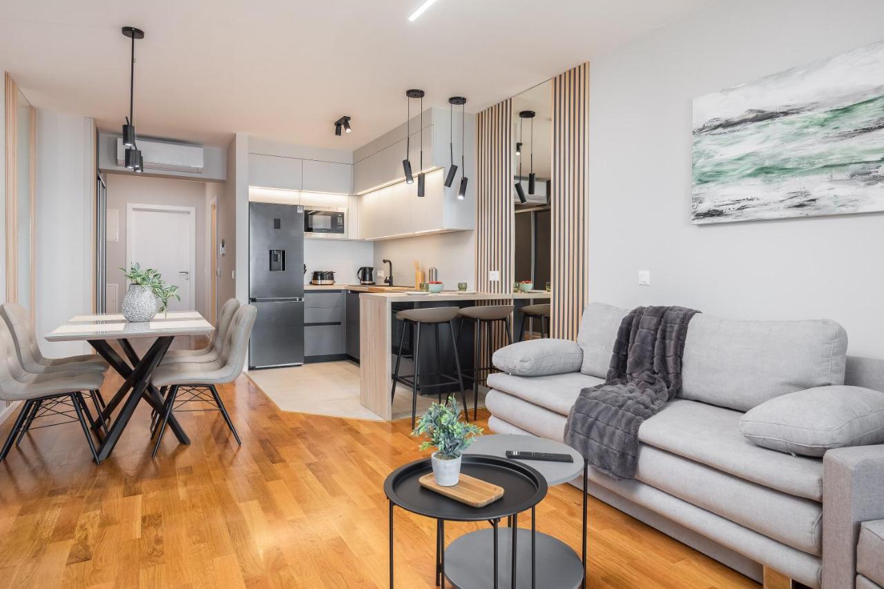 A&N Apartment - Partial Sea View And Free Parking Makarska Bagian luar foto