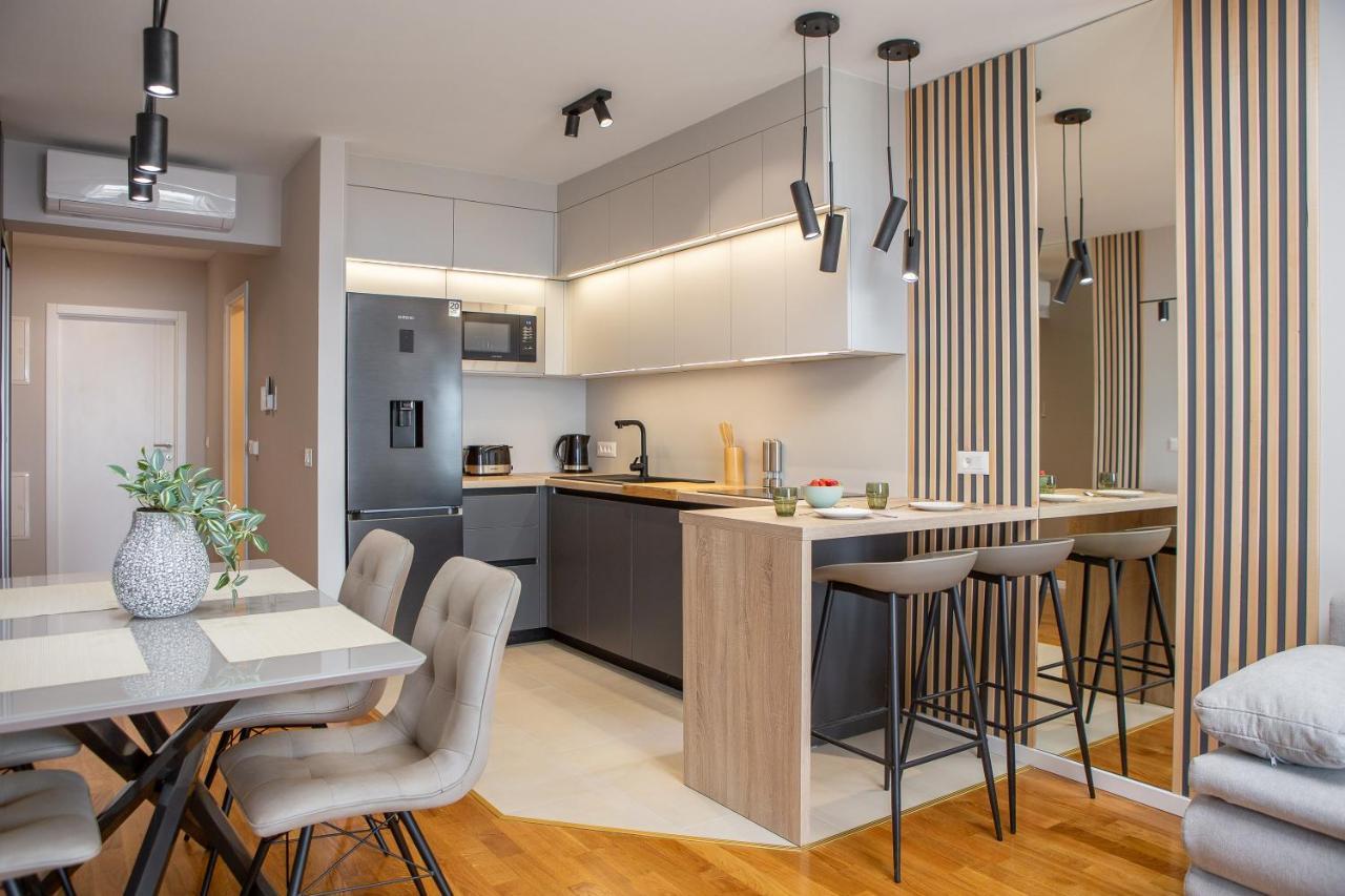 A&N Apartment - Partial Sea View And Free Parking Makarska Bagian luar foto